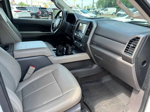 Used 2020 Ford Expedition Max XLT w/ Equipment Group 202A RWD image 22