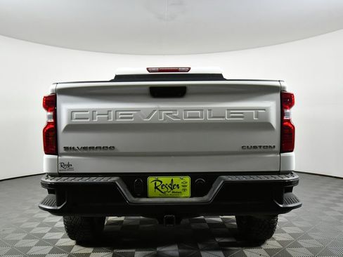 Used 2023 Chevrolet Silverado 1500 Custom Trail Boss AWD/4WD image 12