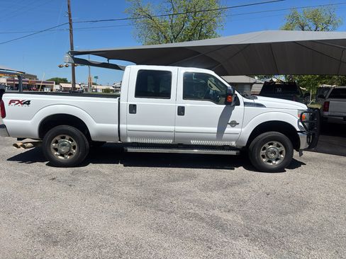 Used 2012 Ford F250 XLT w/ XLT Premium Pkg image 4