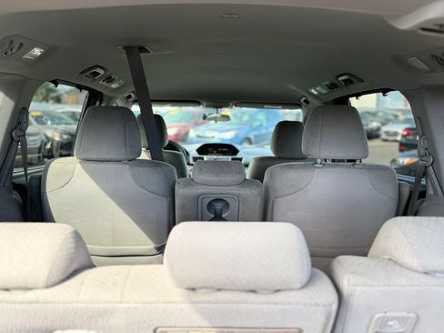 Used 2014 Honda Odyssey EX image 7