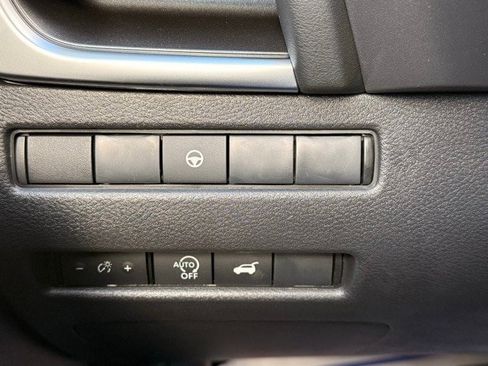 New 2026 Nissan Rogue SV image 32