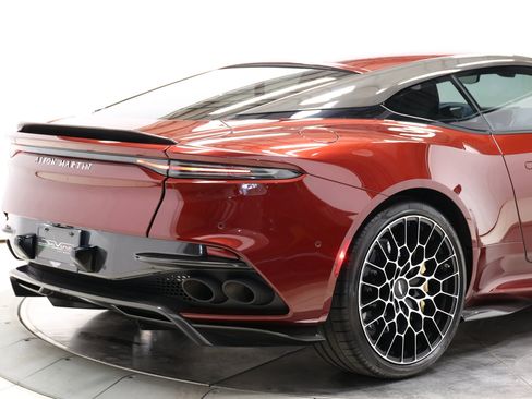 Used 2023 Aston Martin DBS Coupe RWD image 82