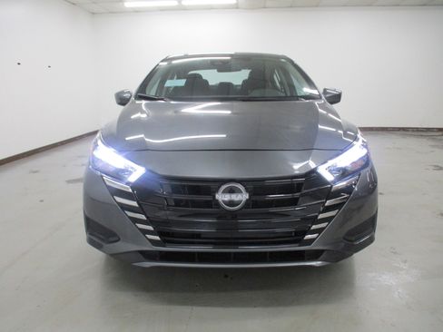 New 2025 Nissan Versa SV w/ Trunk Package image 3