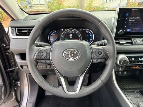 Used 2024 Toyota RAV4 XLE Premium image 21
