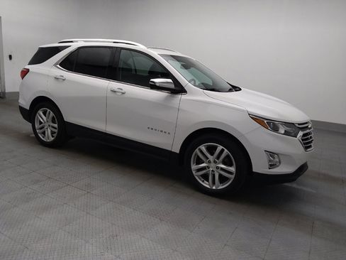 Used 2018 Chevrolet Equinox Premier FWD image 11