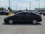 Used 2023 Toyota Corolla LE image 3