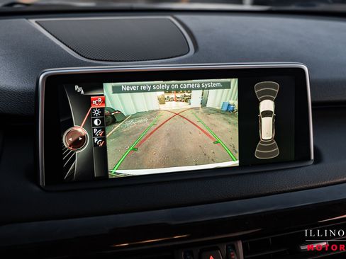 Used 2015 BMW X5 xDrive35d image 22