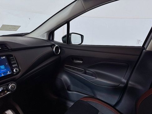 New 2025 Nissan Versa SR w/ Trunk Package image 23