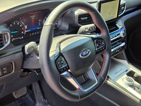 Certified 2023 Ford Explorer ST-Line w/ Class IV Trailer Tow Package RWD image 19