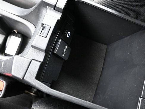 Used 2023 Toyota Corolla Cross LE image 17