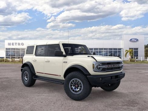 New 2026 Ford Bronco Outer Banks w/ Sasquatch Package AWD/4WD image 7