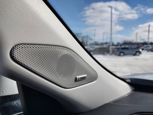 New 2026 Mitsubishi Outlander SE image 19