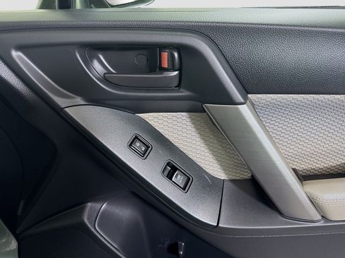 Used 2018 Subaru Forester 2.5i Premium image 30