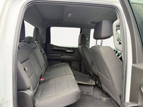 Used 2022 GMC Sierra 1500 Elevation w/ LPO, Elevation Black Package image 18