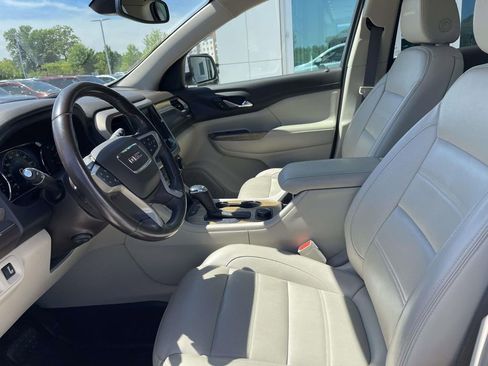 Used 2019 GMC Acadia Denali w/ Technology Package AWD/4WD image 13