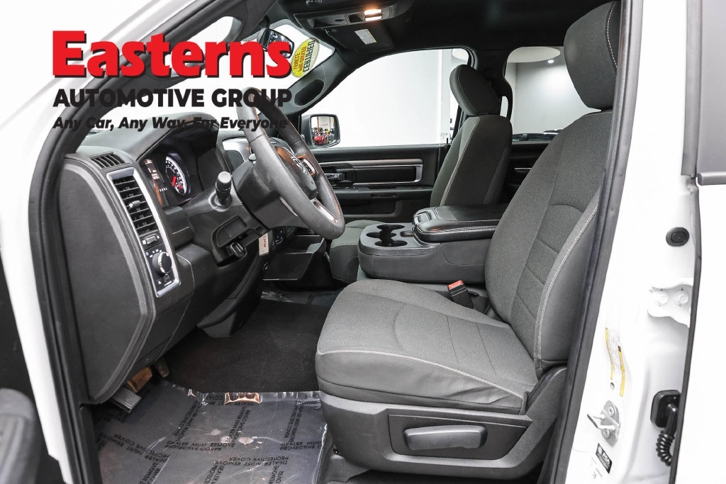 Used 2022 RAM 1500 Warlock AWD/4WD image 15