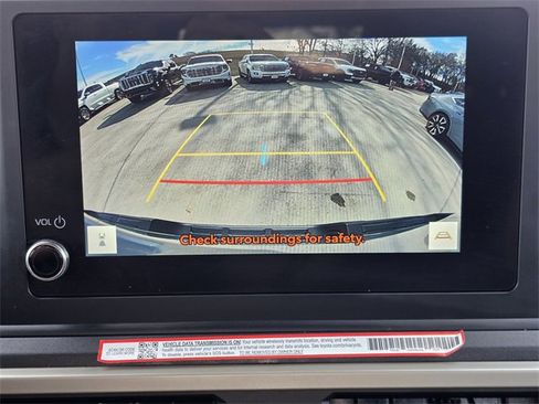 Used 2025 Toyota Tacoma SR image 13