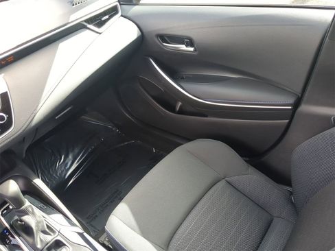 Used 2022 Toyota Corolla SE image 26