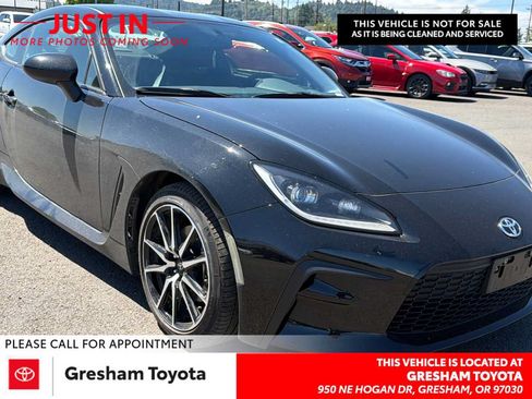 Used 2023 Toyota GR86 w/ ALL Weather Mat Package (TMS) RWD image 1