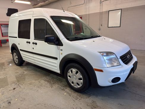 Used 2013 Ford Transit Connect XLT image 1