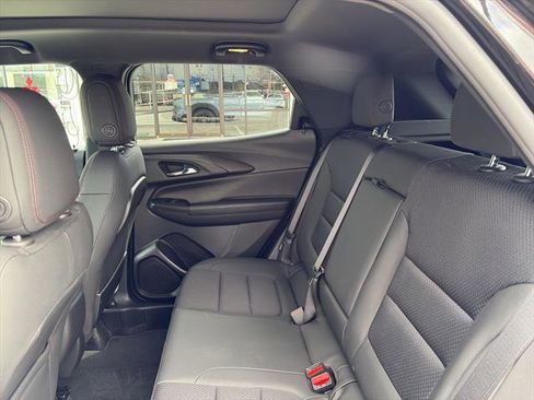 Used 2023 Chevrolet TrailBlazer RS w/ Sun and Liftgate Package image 13