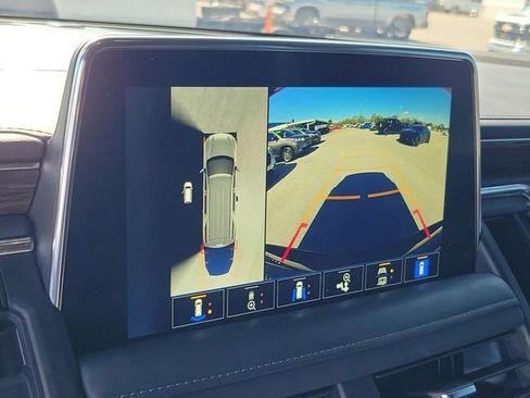 Certified 2024 Chevrolet Suburban LT w/ Luxury Package image 29