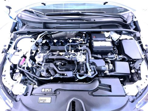 Used 2025 Toyota Corolla SE w/ Convenience Package FWD image 11