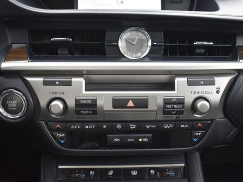 Used 2017 Lexus ES 350 FWD image 20