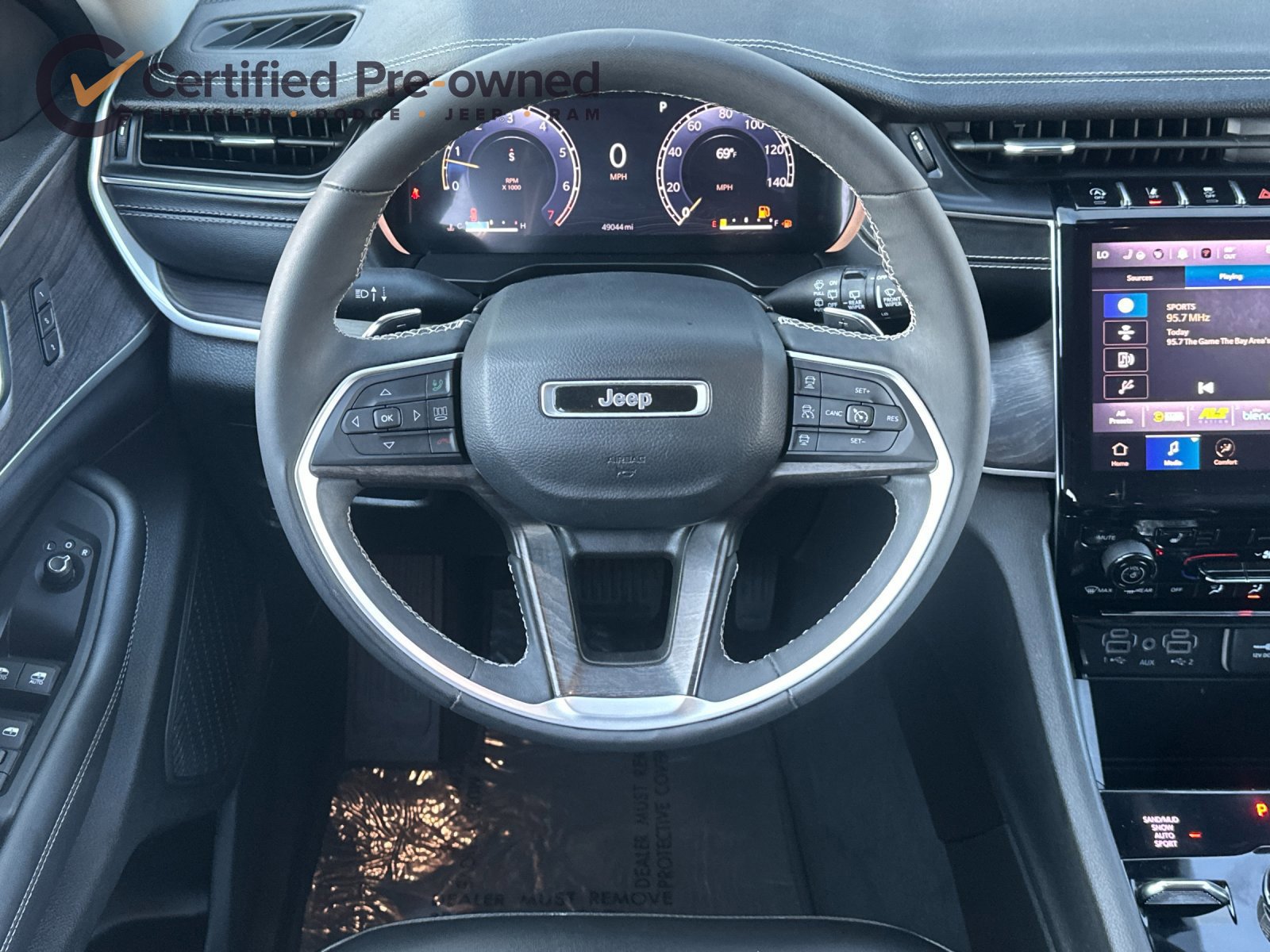 Used 2023 Jeep Grand Cherokee L Limited AWD/4WD image 15
