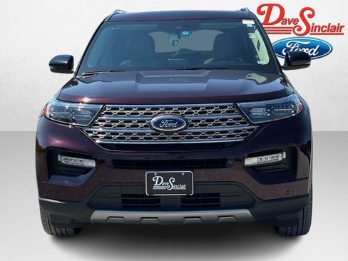 Used 2023 Ford Explorer Limited w/ Limited Technology Package RWD image 2