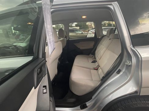 Used 2015 Subaru Forester 2.5i Premium AWD/4WD image 19