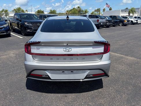 Used 2023 Hyundai Sonata SE FWD image 6