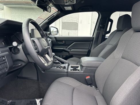 Certified 2025 Toyota 4Runner SR5 image 10