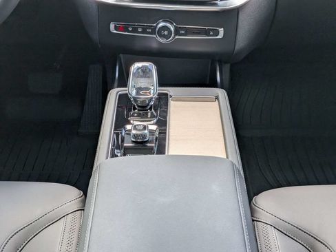 Certified 2026 Volvo XC90 B6 Plus w/ Protection Package Premier AWD/4WD image 25