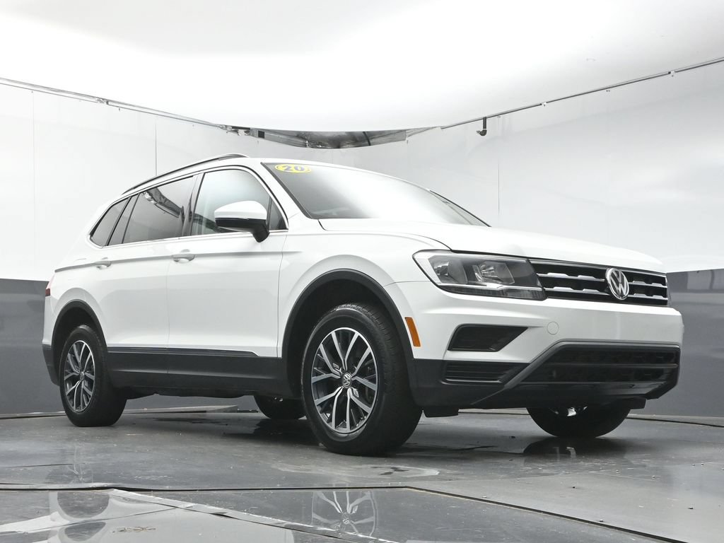 Used 2020 Volkswagen Tiguan SE FWD image 35
