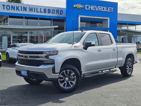 Used 2020 Chevrolet Silverado 1500 LT w/ All-Star Edition AWD/4WD image 2
