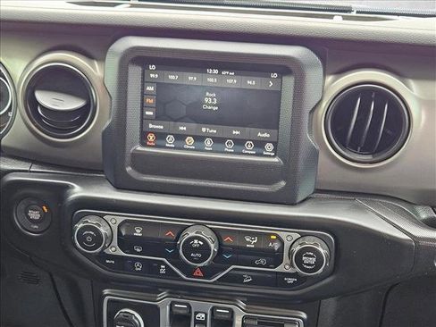 Used 2020 Jeep Wrangler Unlimited Sport S AWD/4WD image 17