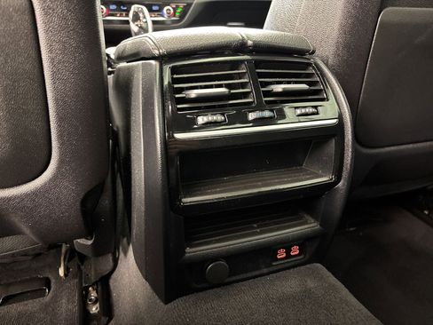 Used 2020 BMW 540i w/ Convenience Package RWD image 31