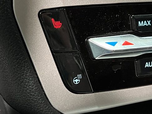 Used 2023 Ford Explorer XLT w/ Equipment Group 202A image 20