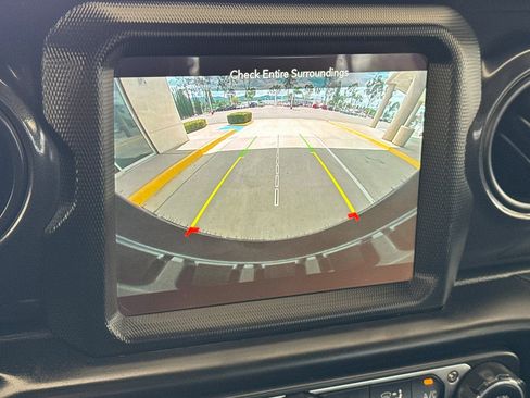 Used 2022 Jeep Wrangler Unlimited Sport AWD/4WD image 20