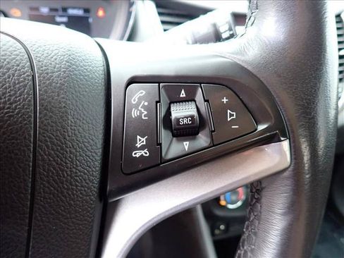 Used 2022 Chevrolet Trax LT w/ Driver Confidence Package AWD/4WD image 22