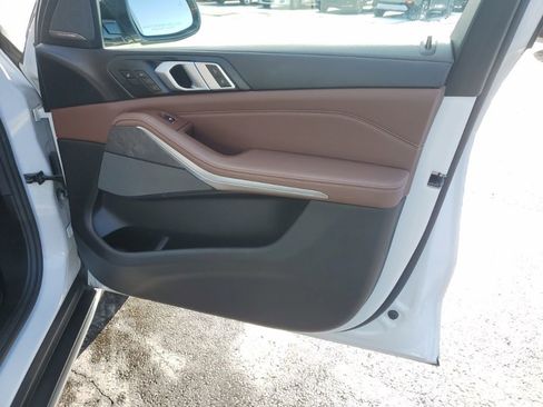 Used 2019 BMW X5 xDrive40i w/ Luxury Seating Package image 32