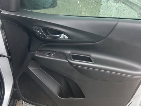 Used 2020 Chevrolet Equinox Premier w/ Premier Redline Edition image 15