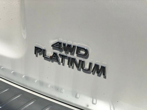 Certified 2020 Nissan Pathfinder Platinum image 27