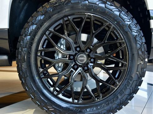 Used 2024 Lexus GX 550 image 11