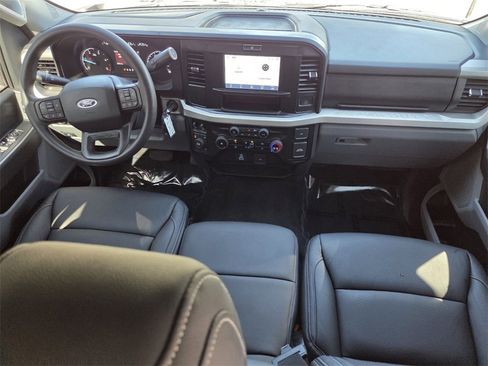 Used 2025 Ford F250 XLT image 14