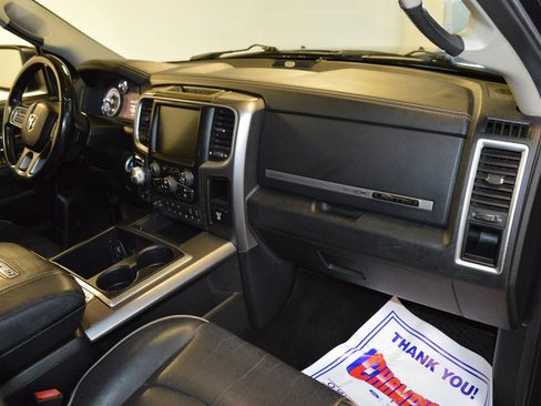 Used 2015 RAM 1500 Limited image 10