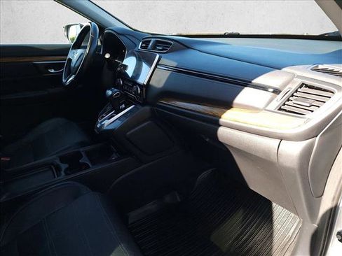 Used 2018 Honda CR-V Touring image 21