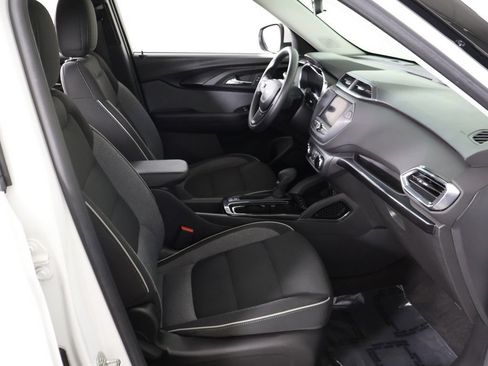 Used 2023 Chevrolet TrailBlazer LT AWD/4WD image 27