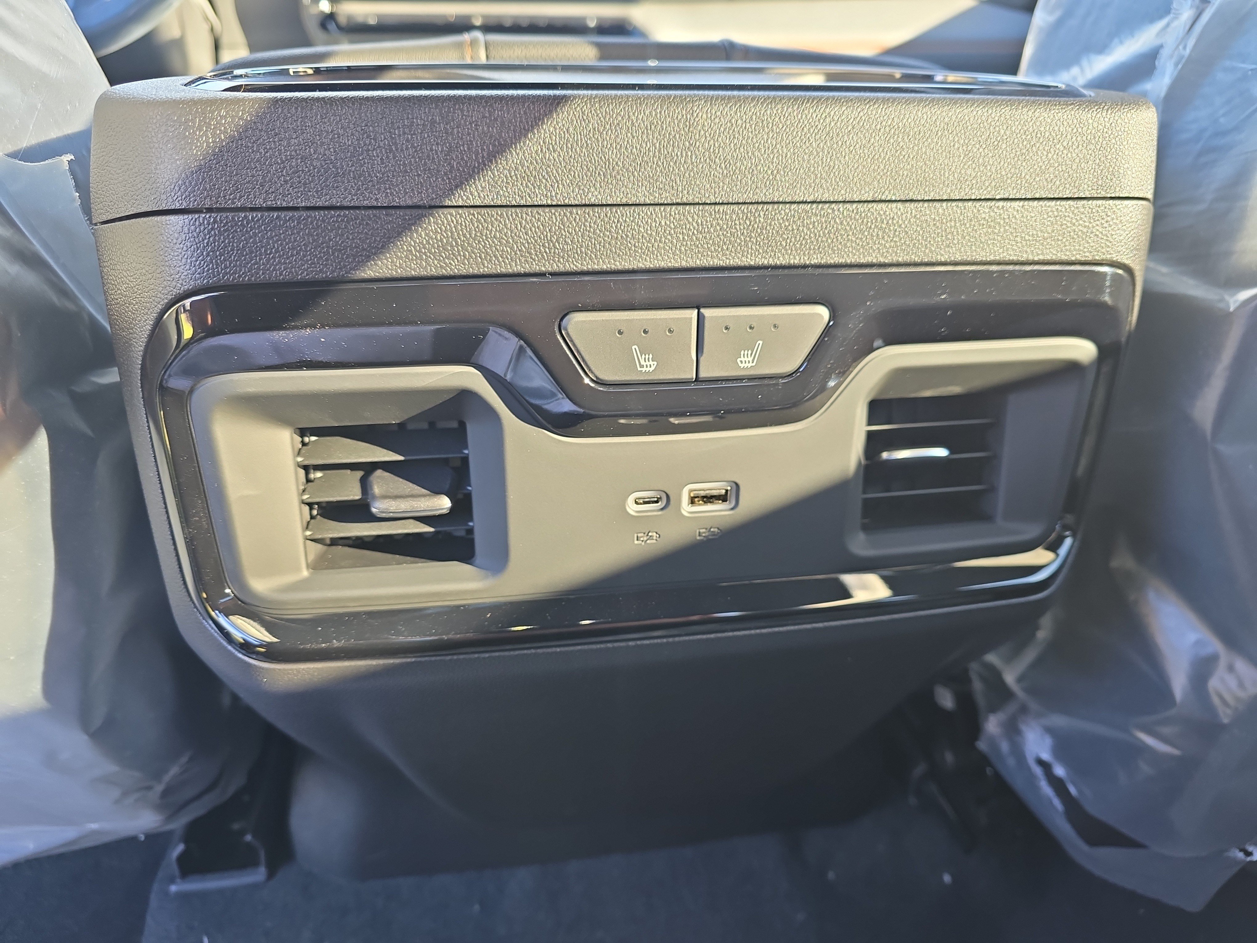 New 2026 GMC Sierra 1500 AT4 w/ AT4 Premium Package AWD/4WD image 37